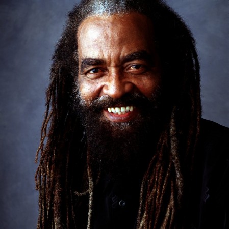 Promofoto von Concierto de John Holt en Londres.