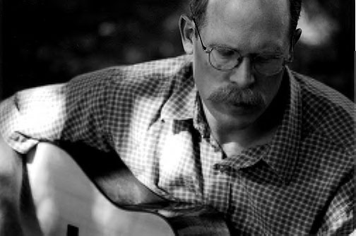 Fotografía promocional de John Lowell