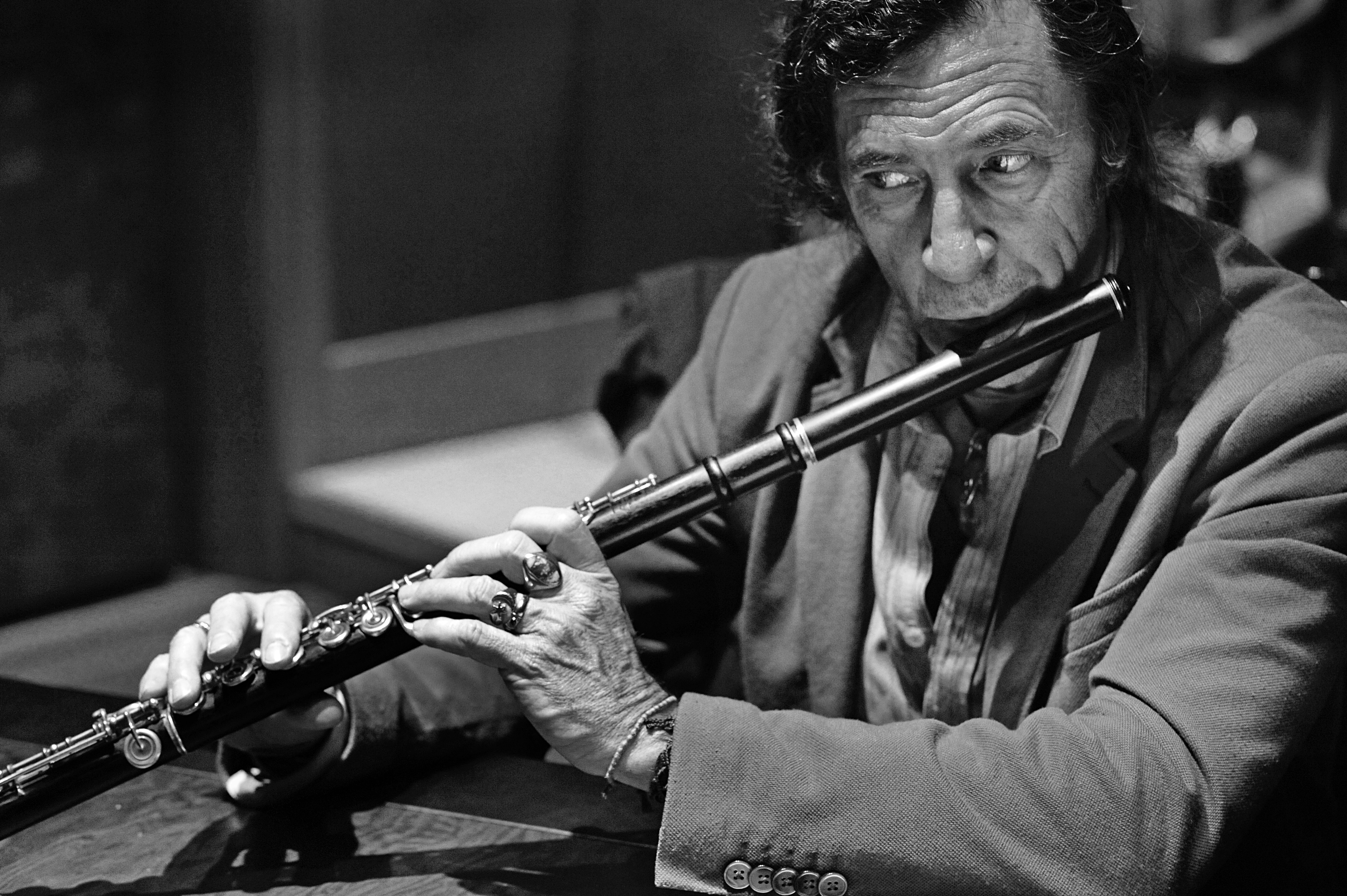 Photographie promotionnelle de Jorge Pardo.