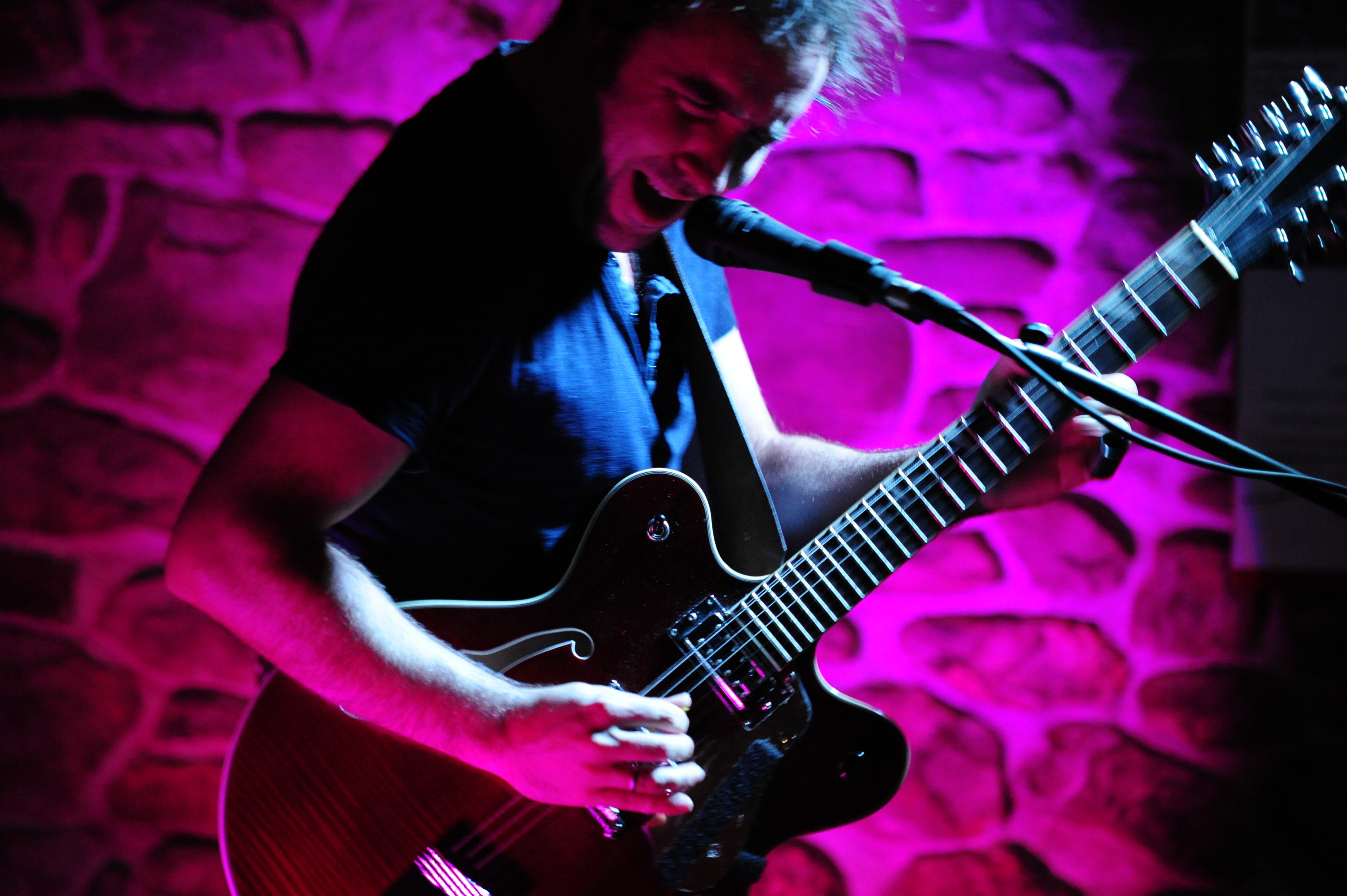 Promotional photograph of Joseba Irazoki.