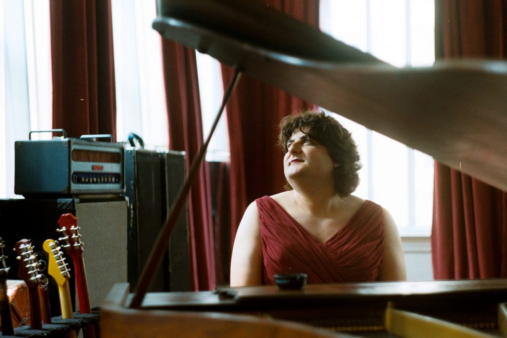 Fotografía promocional de Josephine Network