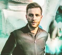 Fotografía promocional de Josh.