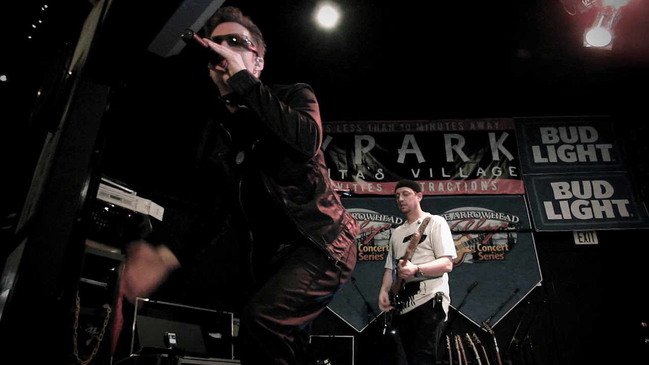 Fotografía promocional de Joshua 2 (Tribute to U2)