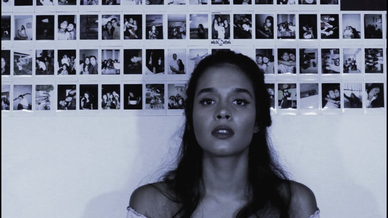 Fotografia promocional de Julia Manickchand.