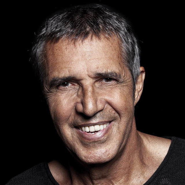 Fotografía promocional de Julien Clerc