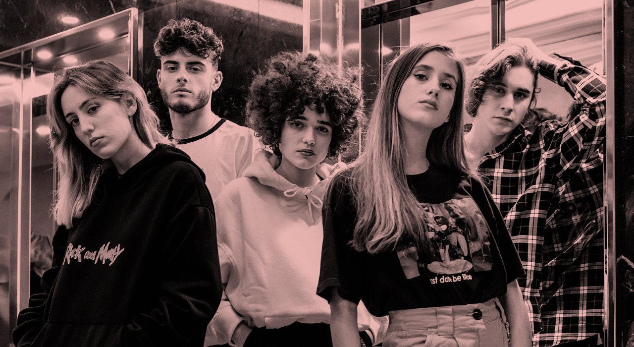 Fotografía promocional de Jump to the Moon