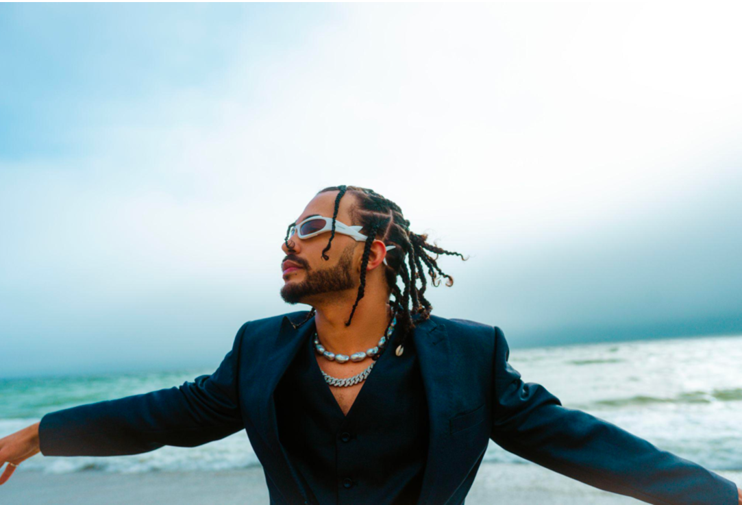 Fotografía promocional de June Freedom