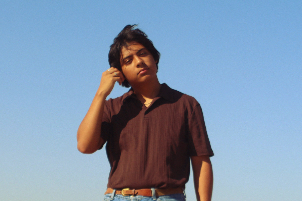 Fotografía promocional de Junior Mesa