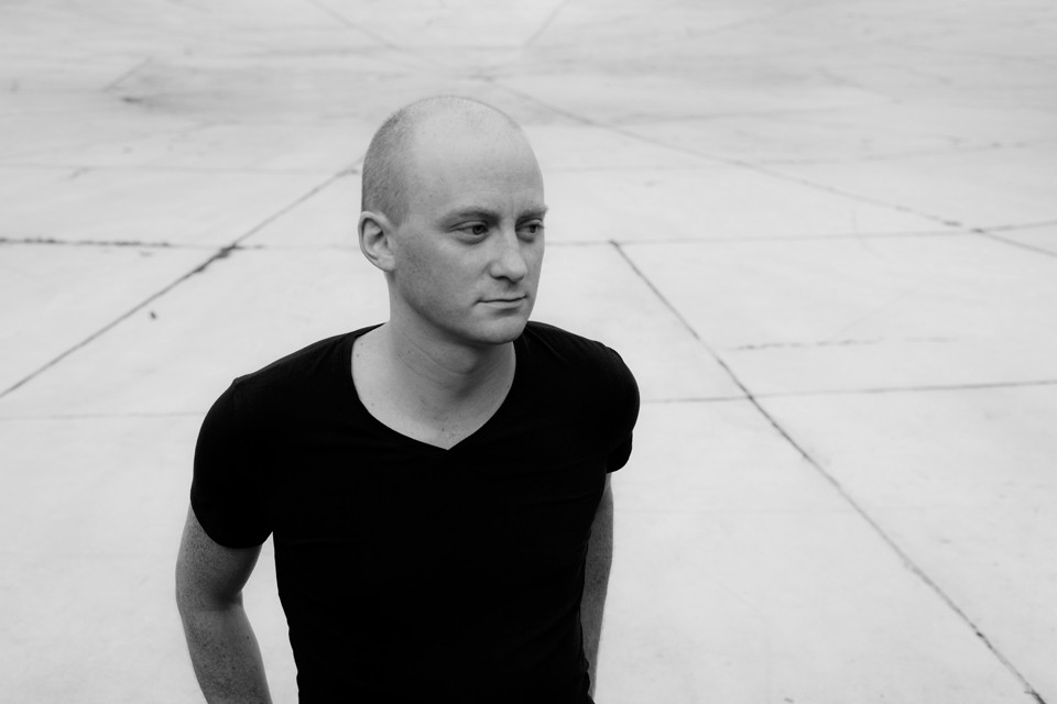 Promotional photograph of Kangding Ray.