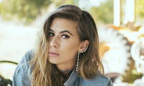 Fotografía promocional de Kassi Ashton