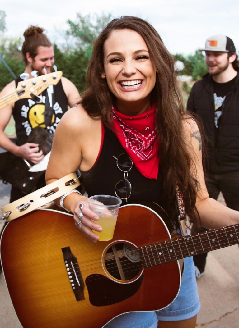 Promotional photograph of Concierto de Kat Hasty en Denver.