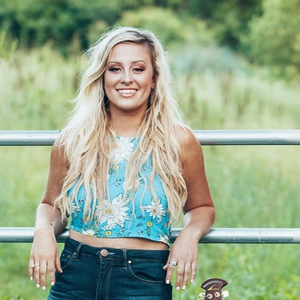 Fotografia promocional de Kayley Green.
