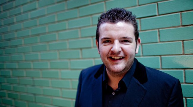 Promotional photograph of Kevin Bridges.