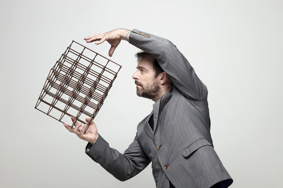 Promotional photograph of Kevin Johansen.