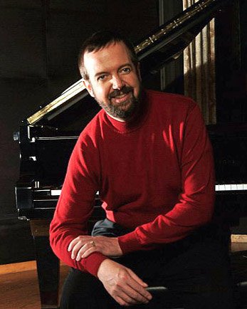 Promotional photograph of Kevin Kern.