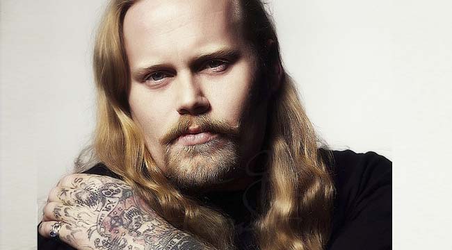 Promofoto von Kevin Russell.