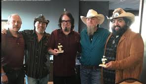 Fotografía promocional de Concierto de Kin Faux en Bandera