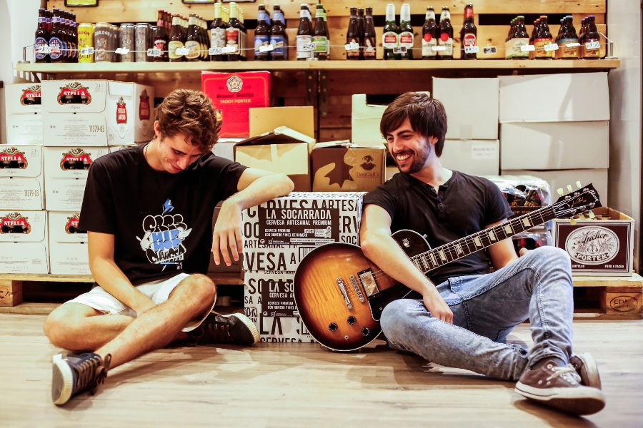 Fotografía promocional de Kiros y Héctor JC