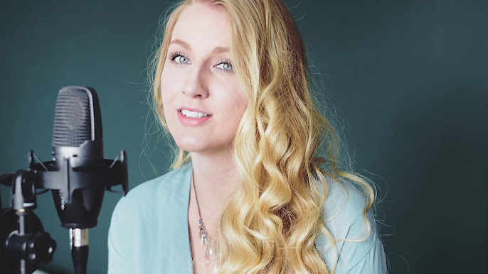 Fotografía promocional de Kristin Baker