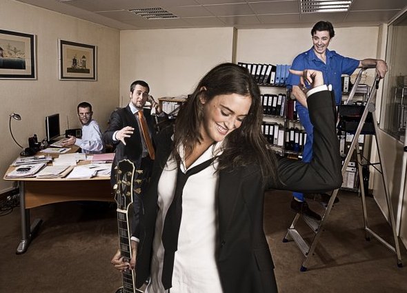 Promotional photograph of La maldición de malinche.