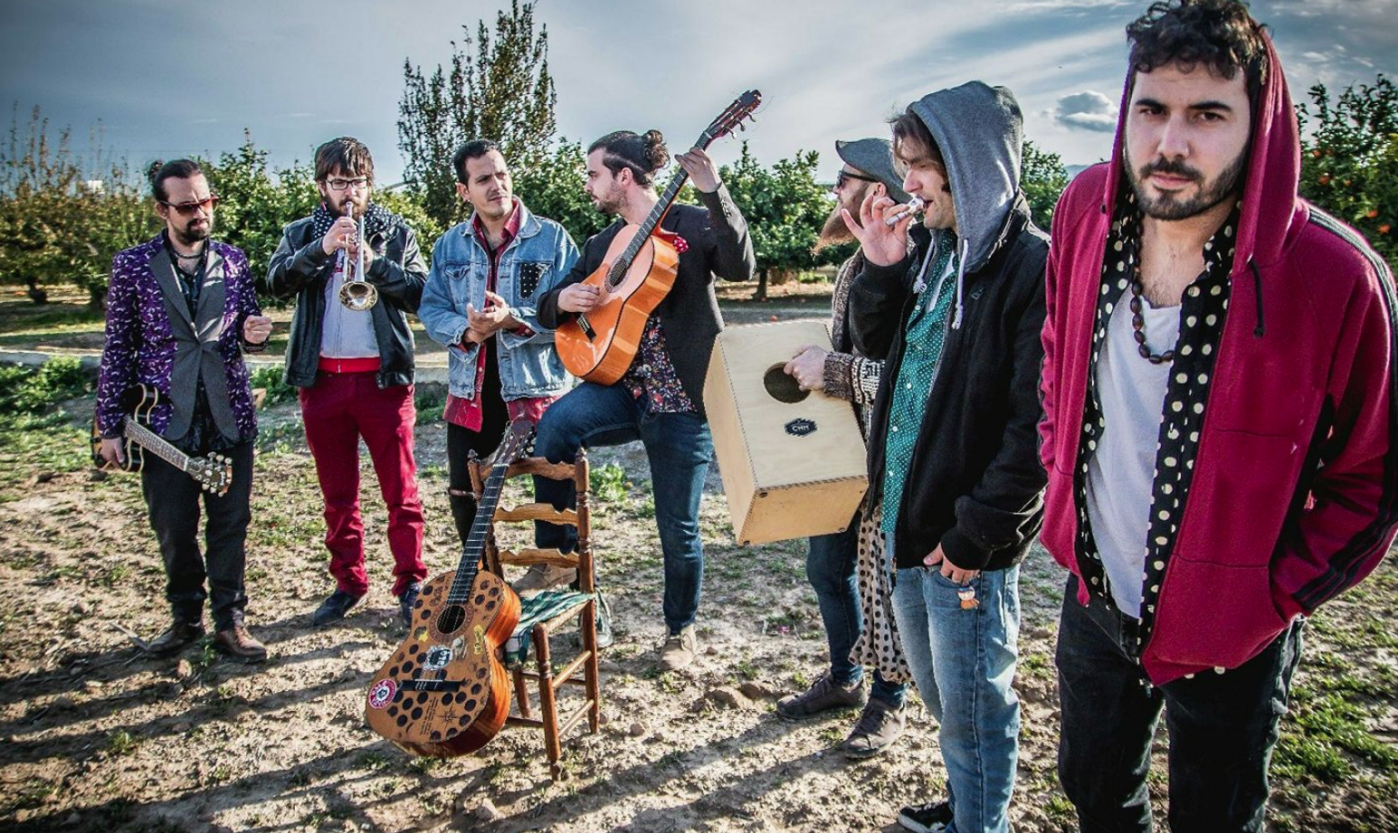 Fotografía promocional de La Tribu 29