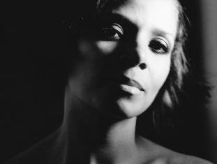 Fotografía promocional de Laika Fatien