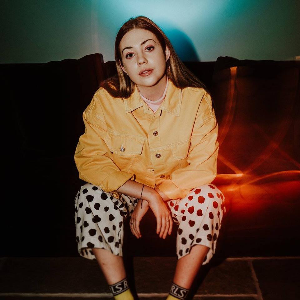 Promotional photograph of Lauren Hibberd.