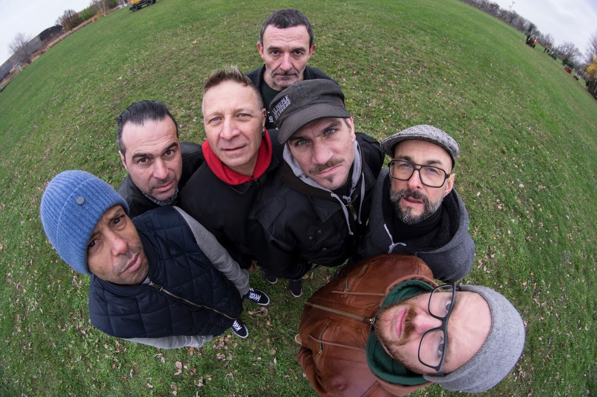 Promotional photograph of Le Peuple de l'Herbe.