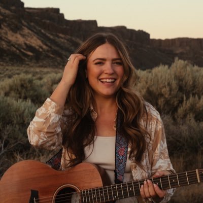 Promotional photograph of Leanna Crawford.