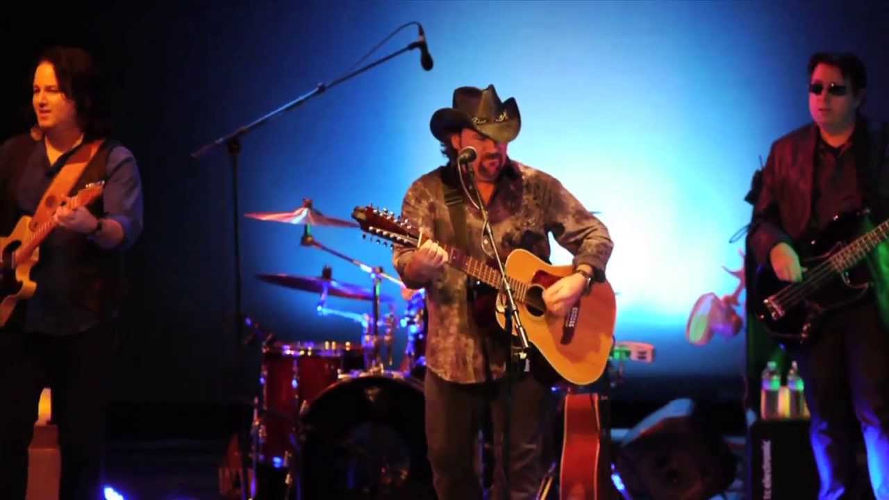 Promotional photograph of Concierto de Learning To Fly en Tulalip.