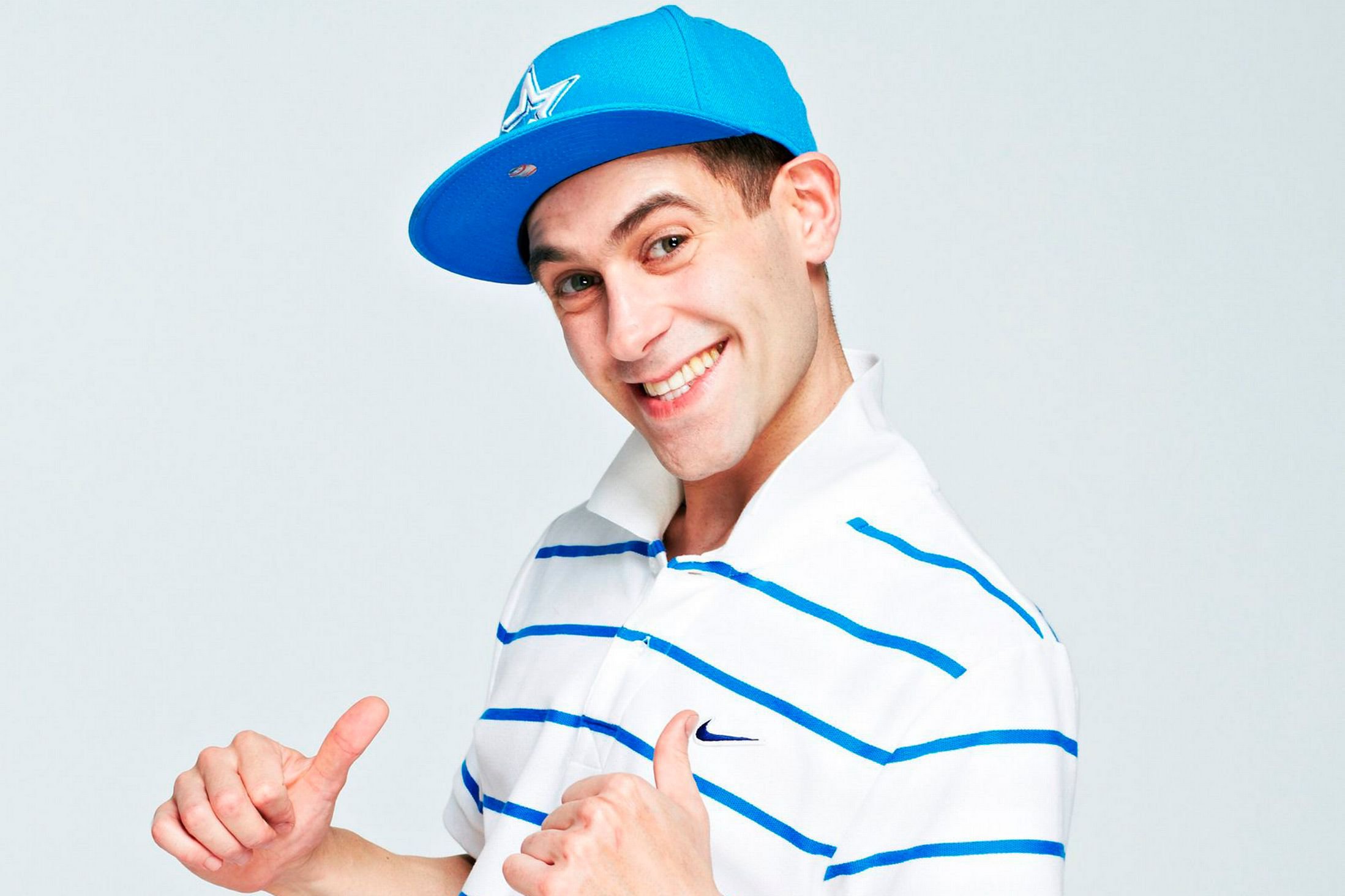Promotional photograph of Lee Nelson.