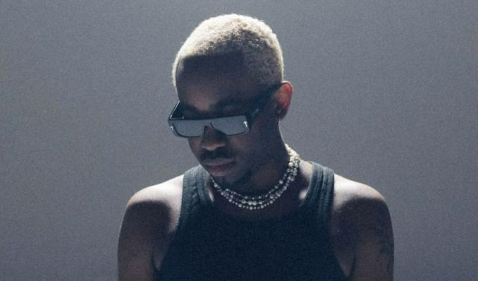 Promotional photograph of Concierto de LEN en Manchester.