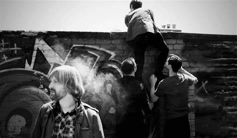Fotografia promocional de Leo and the Seraphim.