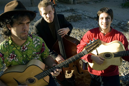 Fotografía promocional de Concierto de Les Doigts de l'Homme en Royat