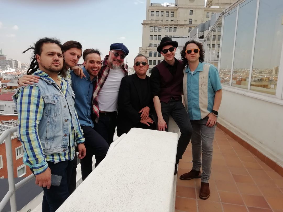 Fotografía promocional de Concierto de Lion Family Band en Madrid