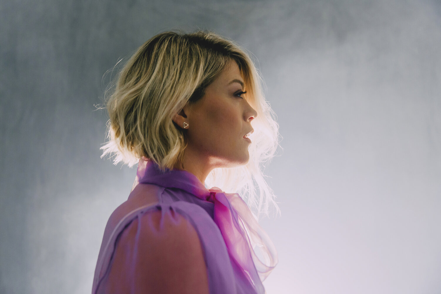 Photographie promotionnelle de Concierto de Liz Longley + Tim O'Brien en Nashville.