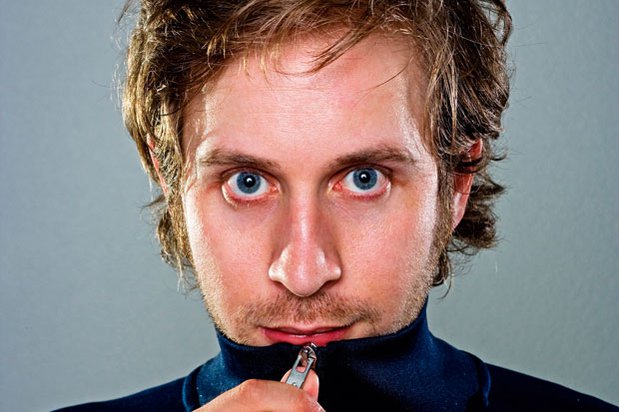 Fotografía promocional de Logistics