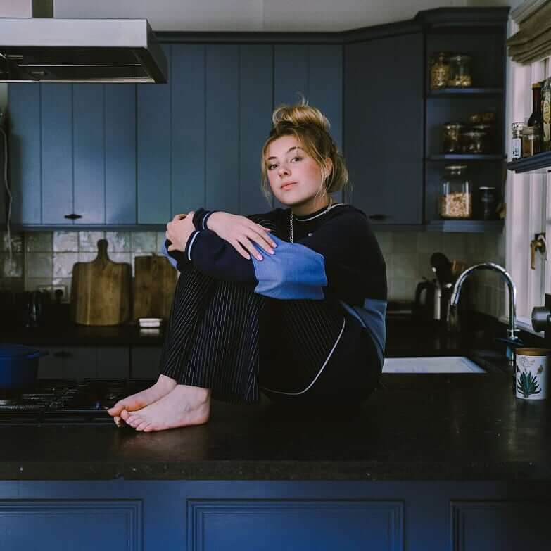 Promofoto von Lola Cedès.