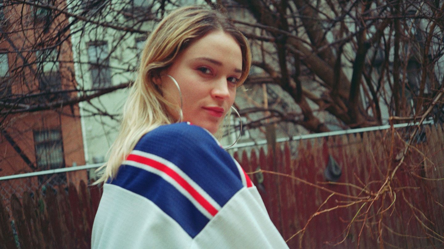 Fotografía promocional de Lolo Zouaï