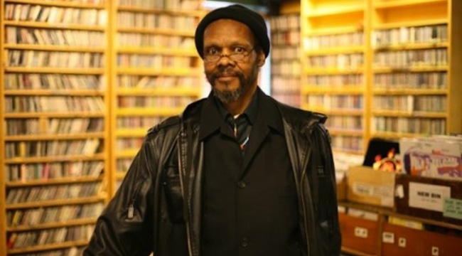 Fotografía promocional de Concierto de Lonnie Holley en Manchester