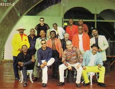 Fotografía promocional de Los Van Van