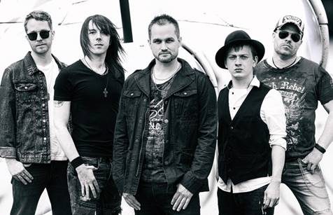 Fotografía promocional de Losing Gravity