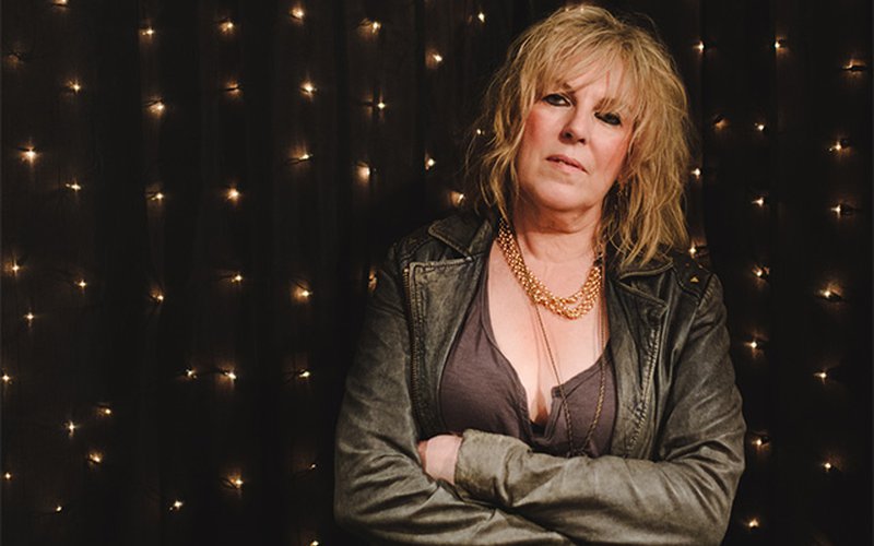 Fotografía promocional de Lucinda Williams