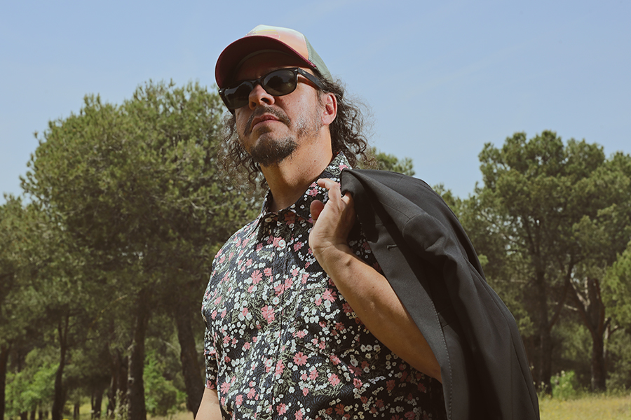 Fotografía promocional de Luis Brea