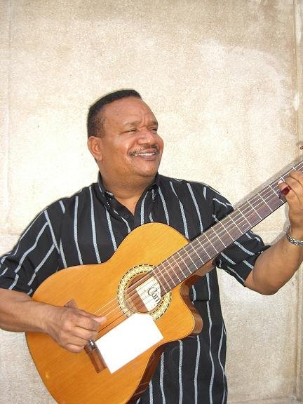 Fotografía promocional de Luis Carlos Paula