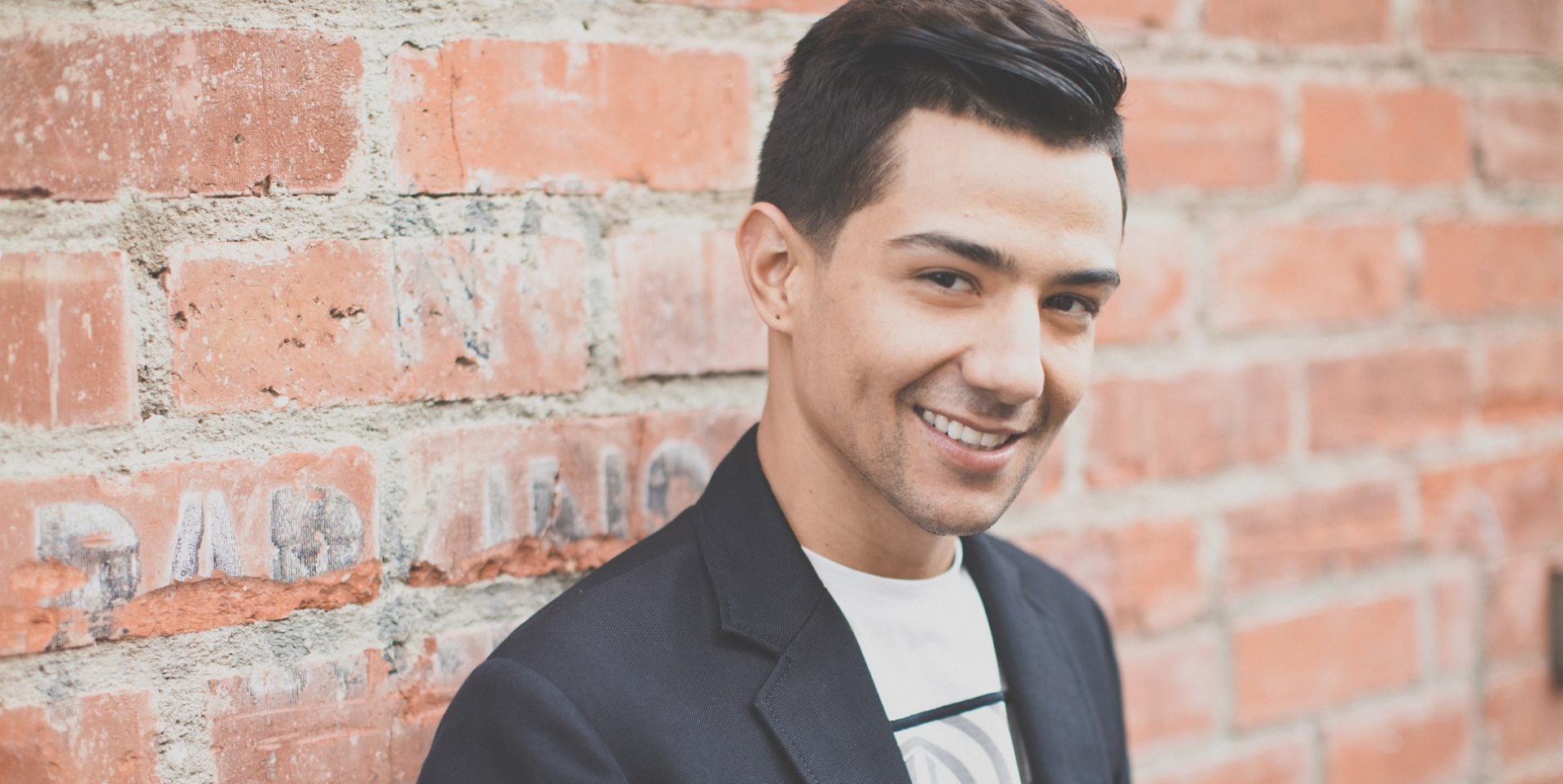 Promotional photograph of Concierto de Luis Coronel en San Francisco.