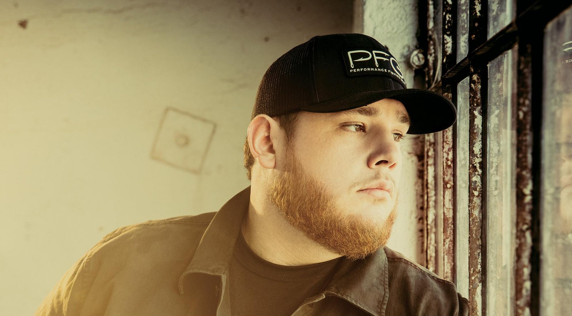 Promotional photograph of Concierto de Luke Combs en Nashville.