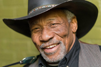 Promotional photograph of Concierto de Mac Arnold en Brevard.