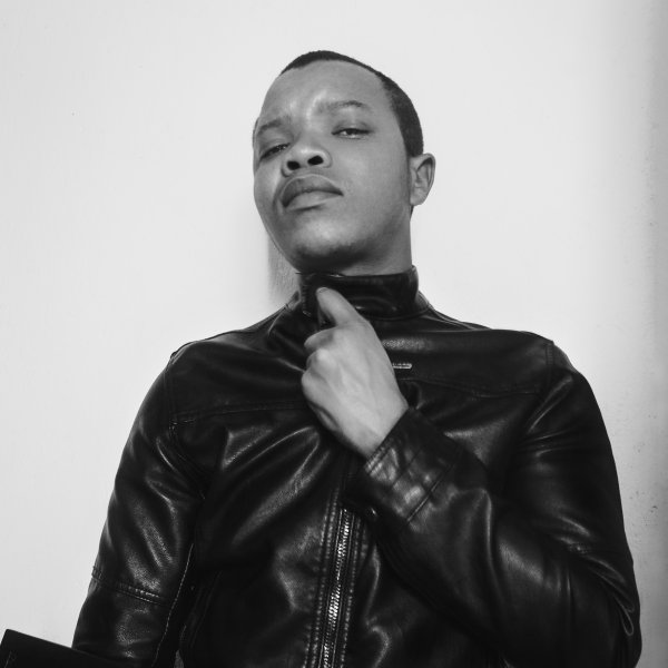 Fotografia promocional de MaC Dee.