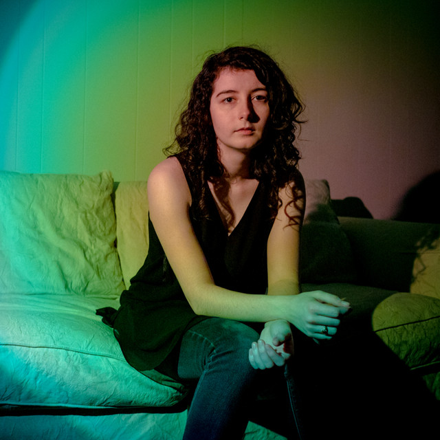 Fotografía promocional de Madds Buckley